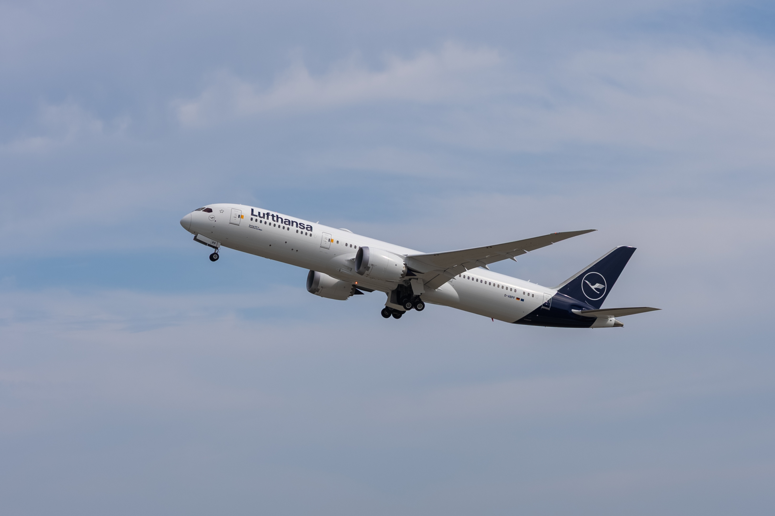 lufthansa seat booking